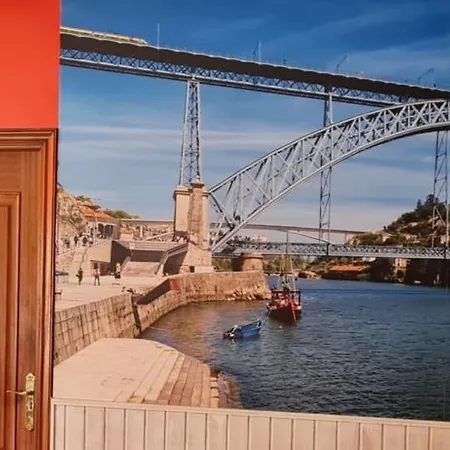 Luso-porto De Leixoes-llámanos Antes De Rsv Hotel